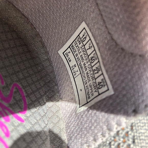 Skechers shoes - Picture 7 of 8